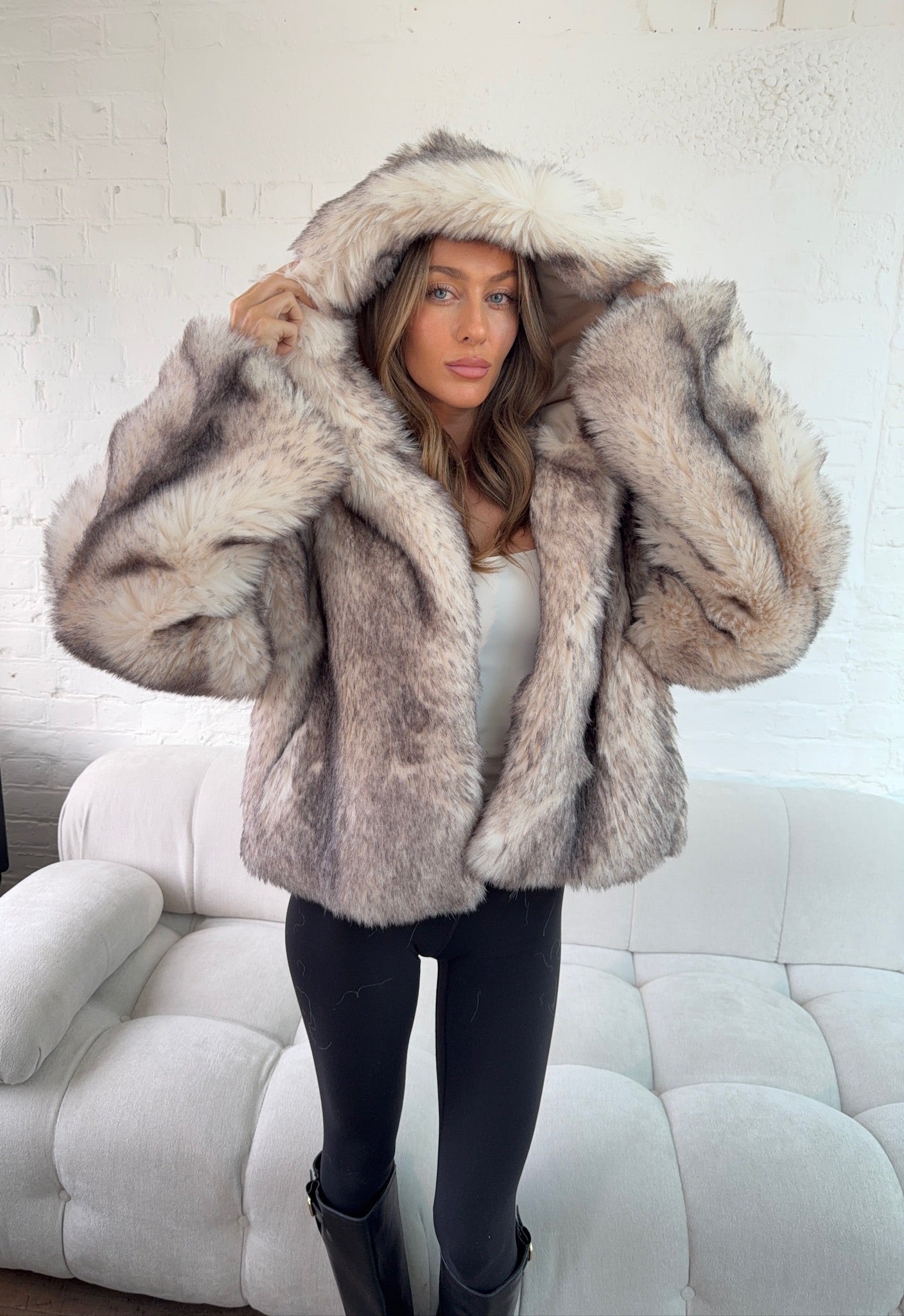 Hooded Faux Fur Jacket - Grey – Lola Rae Fashion